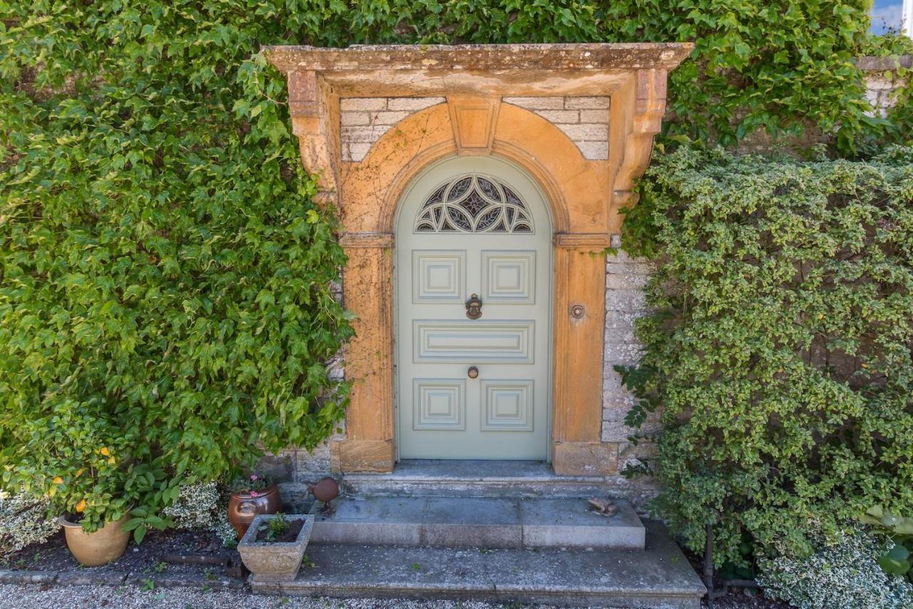 The Mount Somerton Retreat - Nr Bruton, Glastonbury, The Spectacular Wells Cathedral, Millfield School, Leonardo Helicopters, Yeovilton Somerton (Somerset) Exterior foto
