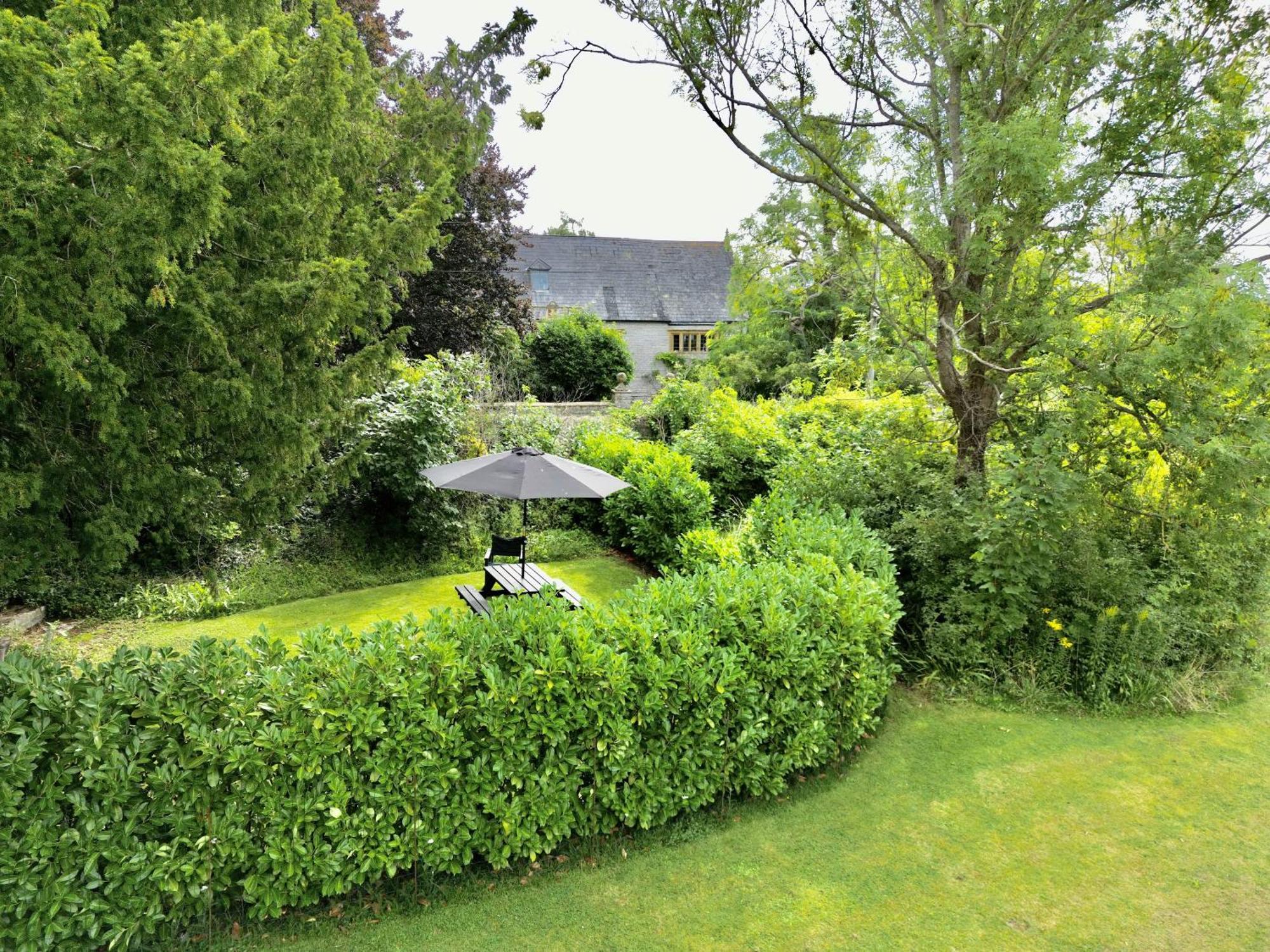 The Mount Somerton Retreat - Nr Bruton, Glastonbury, The Spectacular Wells Cathedral, Millfield School, Leonardo Helicopters, Yeovilton Somerton (Somerset) Exterior foto