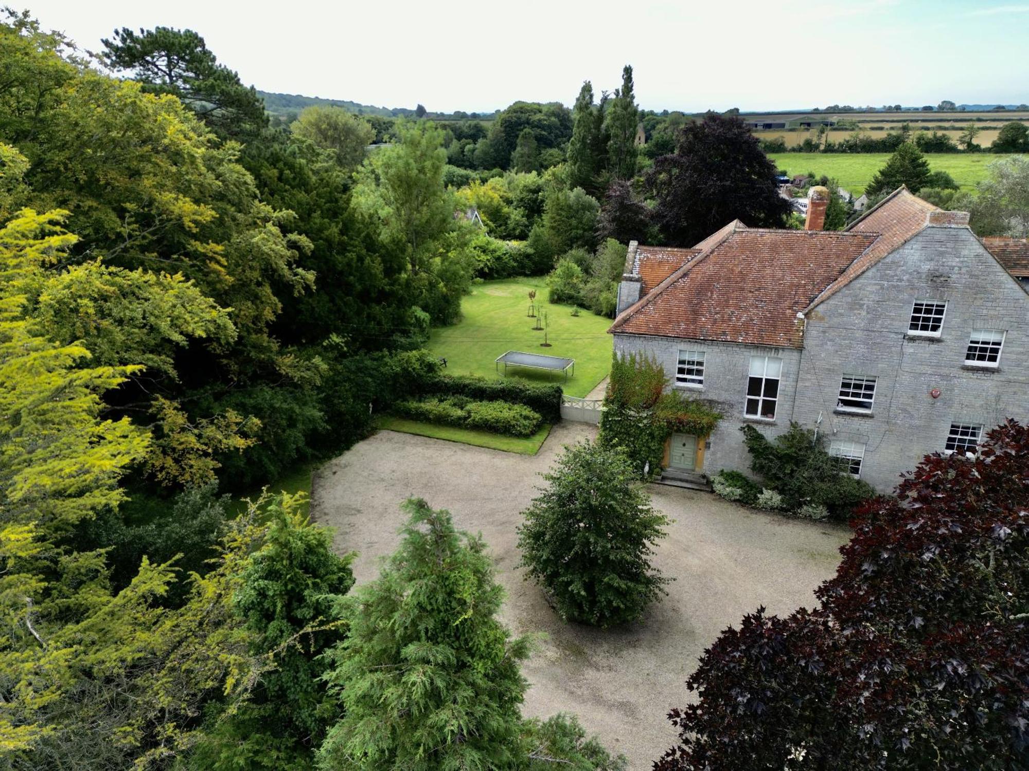The Mount Somerton Retreat - Nr Bruton, Glastonbury, The Spectacular Wells Cathedral, Millfield School, Leonardo Helicopters, Yeovilton Somerton (Somerset) Exterior foto