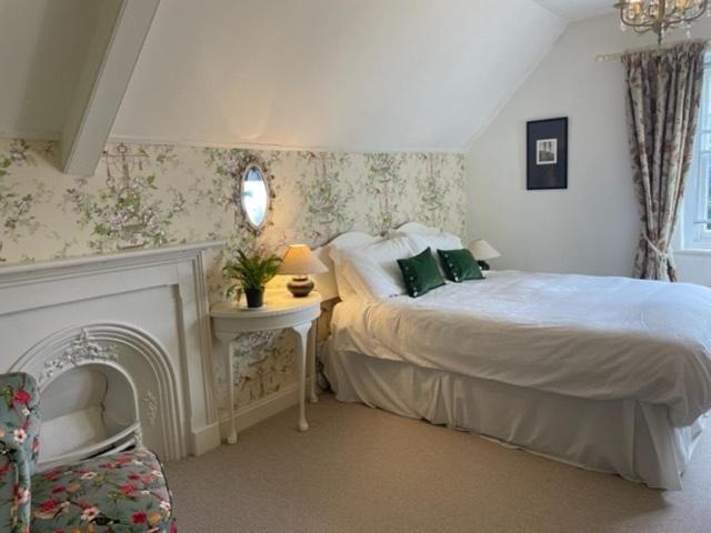 The Mount Somerton Retreat - Nr Bruton, Glastonbury, The Spectacular Wells Cathedral, Millfield School, Leonardo Helicopters, Yeovilton Somerton (Somerset) Exterior foto